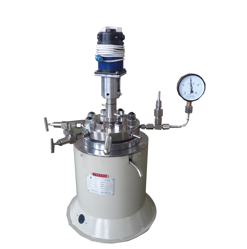 威海CJ型普通反應(yīng)釜（油?。? /></a>
        </div>
        <div   id=